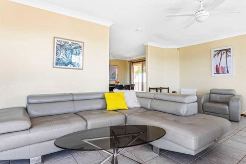 Coastal Delight In Shellcove - Events Australia 2