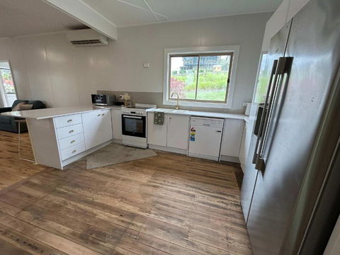 Coastal Echo - Oceanstays - Pet Friendly - Events Australia 3