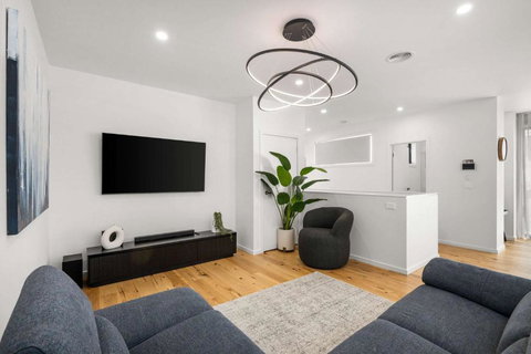 Coastal Elegance, Torquay - Events Australia 0