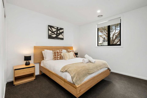 Coastal Elegance, Torquay - Events Australia 3