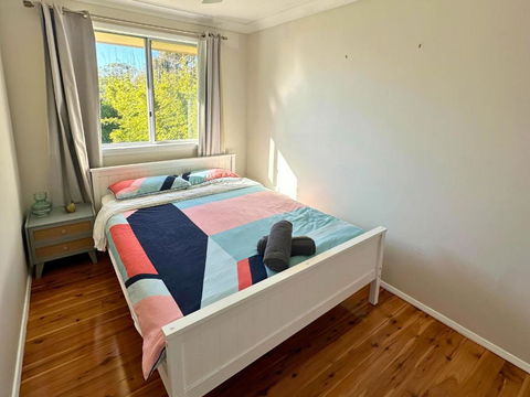 Coastal Escape Noraville - Family Friendly Home - Woodfire Pizza Oven - Events Australia 3