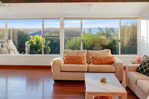 Coastal Escape - Events Australia 1