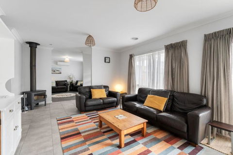 Coastal Hideaway - Events Australia 2