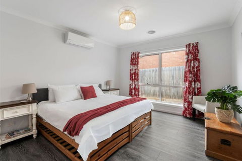 Coastal Hideaway - Events Australia 3