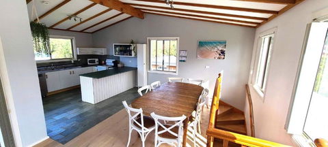 Coastal Holiday House Manyana - Events Australia 1