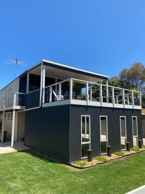 Coastal Retreat, 400 Metres To Beach - Events Australia 2