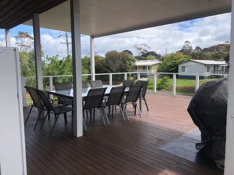 Coastal Retreat, 400 Metres To Beach - Events Australia 4