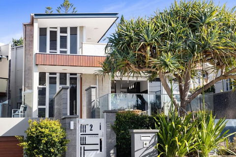 Coastal Retreat With Ocean Views - Events Australia 4