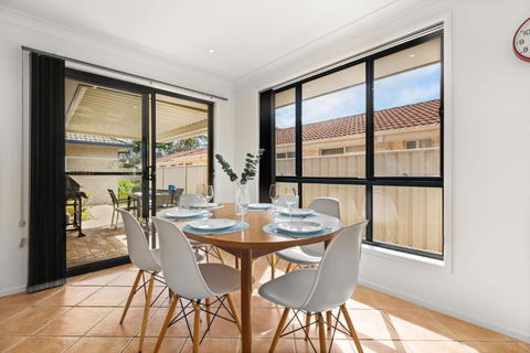 Coastal Villa By Experience Jervis Bay - Events Australia 2