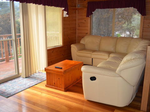 Coles Bay House - Events Australia 1