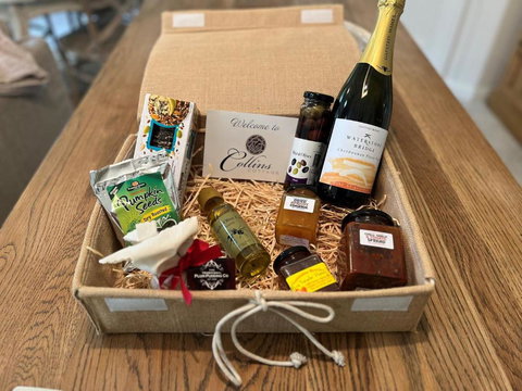 Collins Cottage - Luxury Accommodation - Events Australia 4