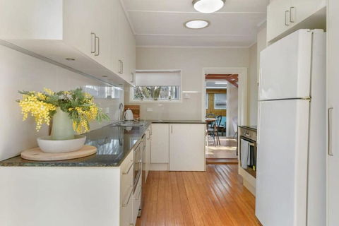 Collwood Cottage Cosy & Free Wifi - Events Australia 1