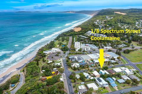 COOLAMAINE 1 Rainbow Beach - Events Australia 3