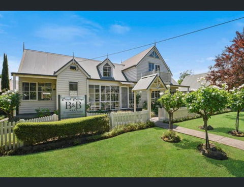 Creek Cottage Bed And Breakfast Traralgon - Events Australia 0