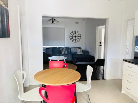 D113 Marsden Garden Estate - Tourism Bookings 1