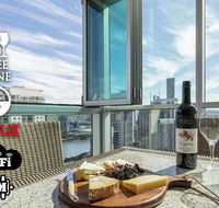 2BR EPIC VIEWS  CBD  2 Cars  Pool Wine Gym Netflix - Events Australia