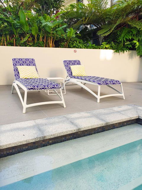 2BR Food & Drink Hub , Gym, Pool, Views, Roof Terrace - Events Australia 3