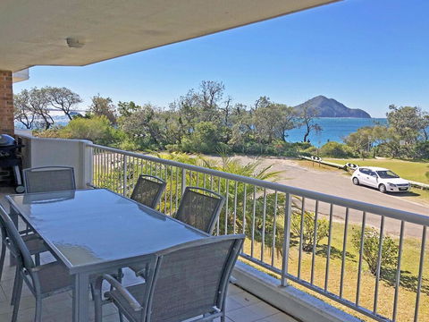 3 'Albacore', 12 Ondine Close - Waterfront, Pool, Lift & Views - Tourism Bookings 3