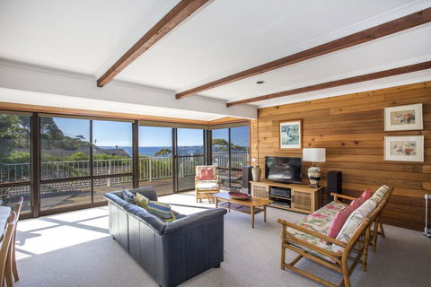 3 Shipton Cres - Heavenly Haven - Events Australia 1