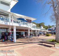30 'The Commodore' 9-11 Donald Street - fabulous 3 bedroom 2 bathroom 2 carspaces - Tourism Bookings