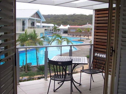 349 'Oaks Pacific Blue' 265 Sandy Point Road - Fantastic Pool - Tourism Bookings 0