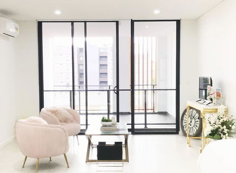 406 Studio Apartment - Tourism Bookings 1
