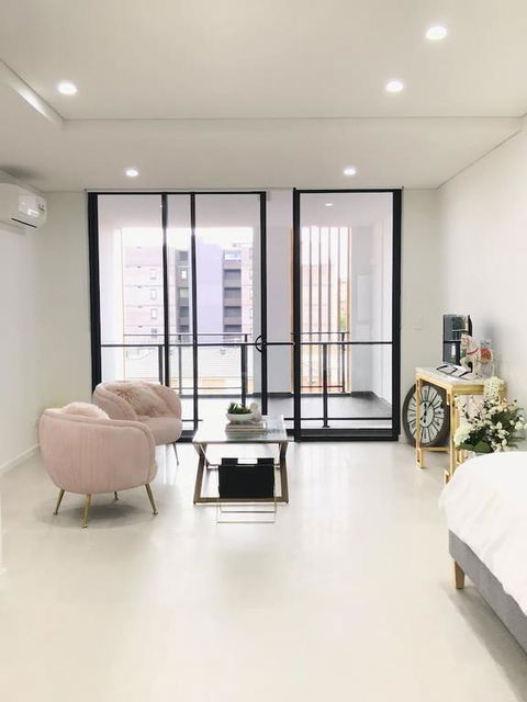406 Studio Apartment - Tourism Bookings 3