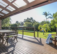 45 Boag St - Comfy and Close - Events Australia