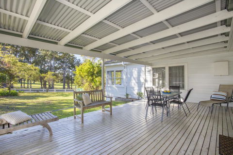 45 Golf Ave - Superb Location - Events Australia 0