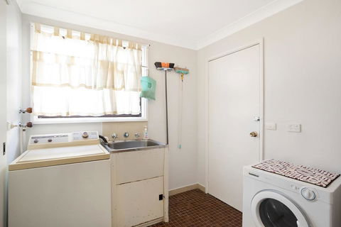 45 Hillside Cres Beach House - Events Australia 1