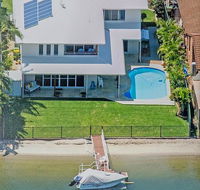 5 Star Water Front Luxury Rooms Ava Gold Coast - Events Australia
