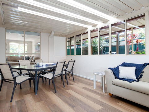 51 Rigney Street - Pet Friendly House With Aircon - Events Australia 1