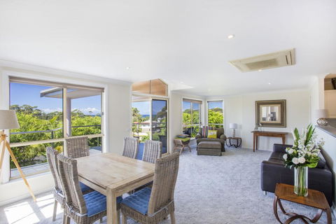 58 Seaview St - Summer Days - Events Australia 2
