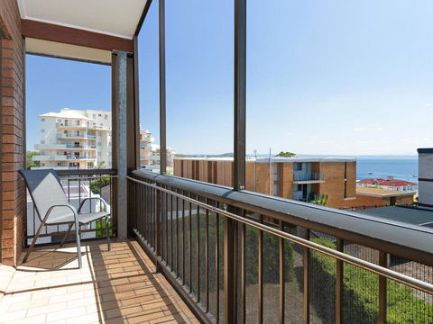 6 'Bahia', 47 Ronald Avenue - Fantastic Location With Filtered Water Views - Events Australia 1