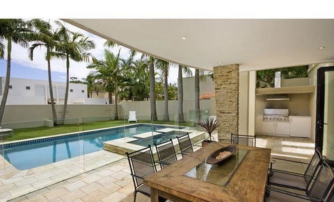 6 Witta Circle - Tourism Bookings 1