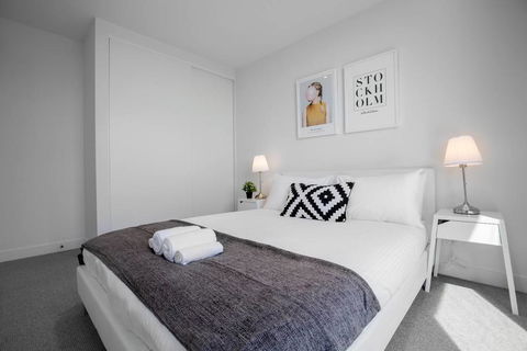 61, Boutique One-bedroom, Boxhill Central, Mall - Events Australia 3