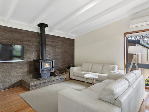 62 BINGLEY PARADE RIVERSEA HOUSE - Events Australia 2