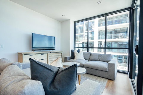 A Cut Above The West - Pool - Rooftop Bar - Gym - Wifi - Events Australia 3