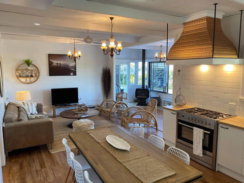 A Drop In The Ocean - Kingscliff - Events Australia 1