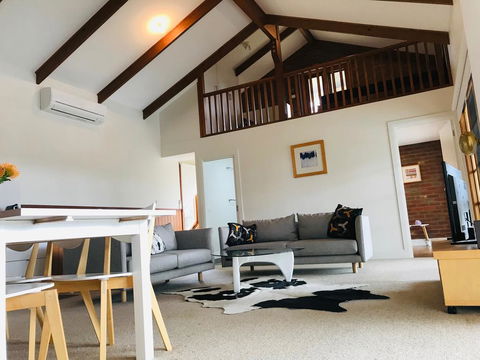 A Home Amongst The Gum Trees - Events Australia 1