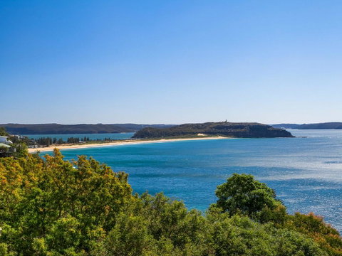 A Little Piece Of Paradise - Tourism Bookings 0