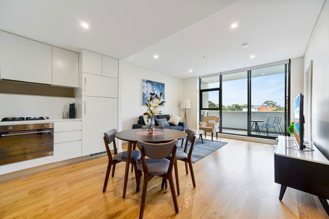 A New Home Close To The Largest Shopping Mall - Events Australia 2