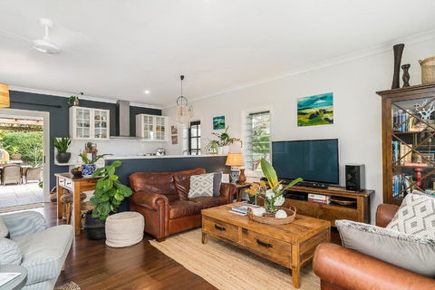 A PERFECT STAY - Byron Hills Hinterland Retreat - Accommodation Europe 2
