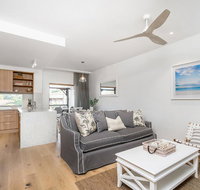 A PERFECT STAY - Luxe  Bloom - Events Australia