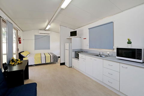 AAOK Moondarra Accommodation Village - Events Australia 0