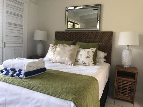 Absolute Beachfront - Tourism Bookings 2