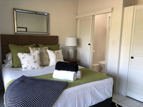 Absolute Beachfront - Tourism Bookings 1