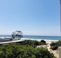 Absolute Beachfront - Cabarita Beach - Ocean Views - 3 Bed Apartment
