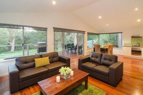 Acacia Chalets Margaret River - Events Australia 1