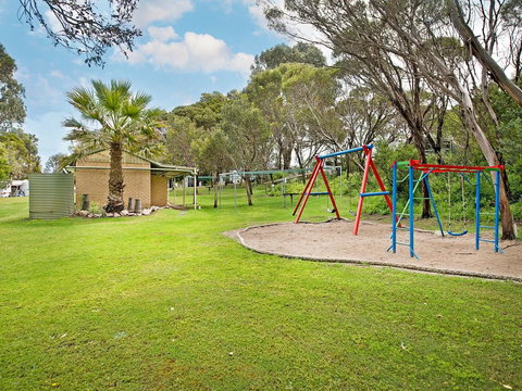 Acclaim Pine Grove Holiday Park - Events Australia 3